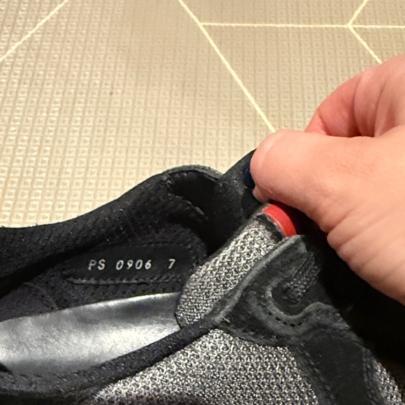 Prada Black Men's Sneakers 9.5 - Picture 5 of 5